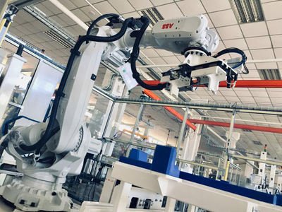 攜手西門子，蜂巢能源打造AI智能工廠 開啟智能機器人研發(fā)新紀元